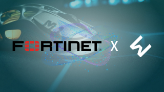 Fortinet 合作夥伴圖示，背景為現代化頭戴式裝置與數位流線，搭配 Ewill Logo。